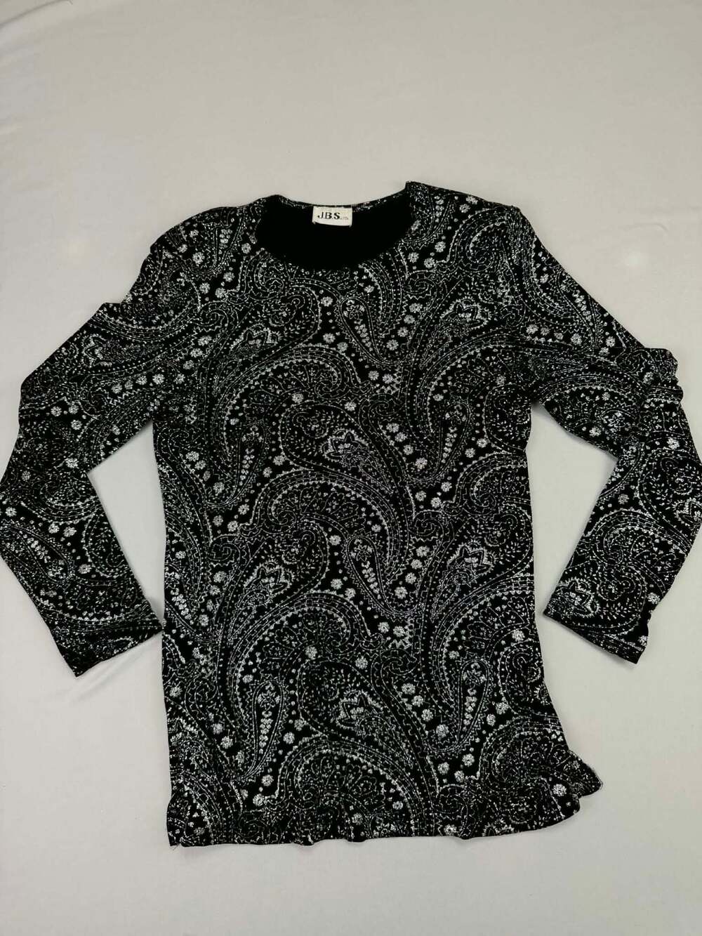 J.B.S. LTD. Women's Black and Silver Metallic Sparkle Paisley Long Sleeve Top